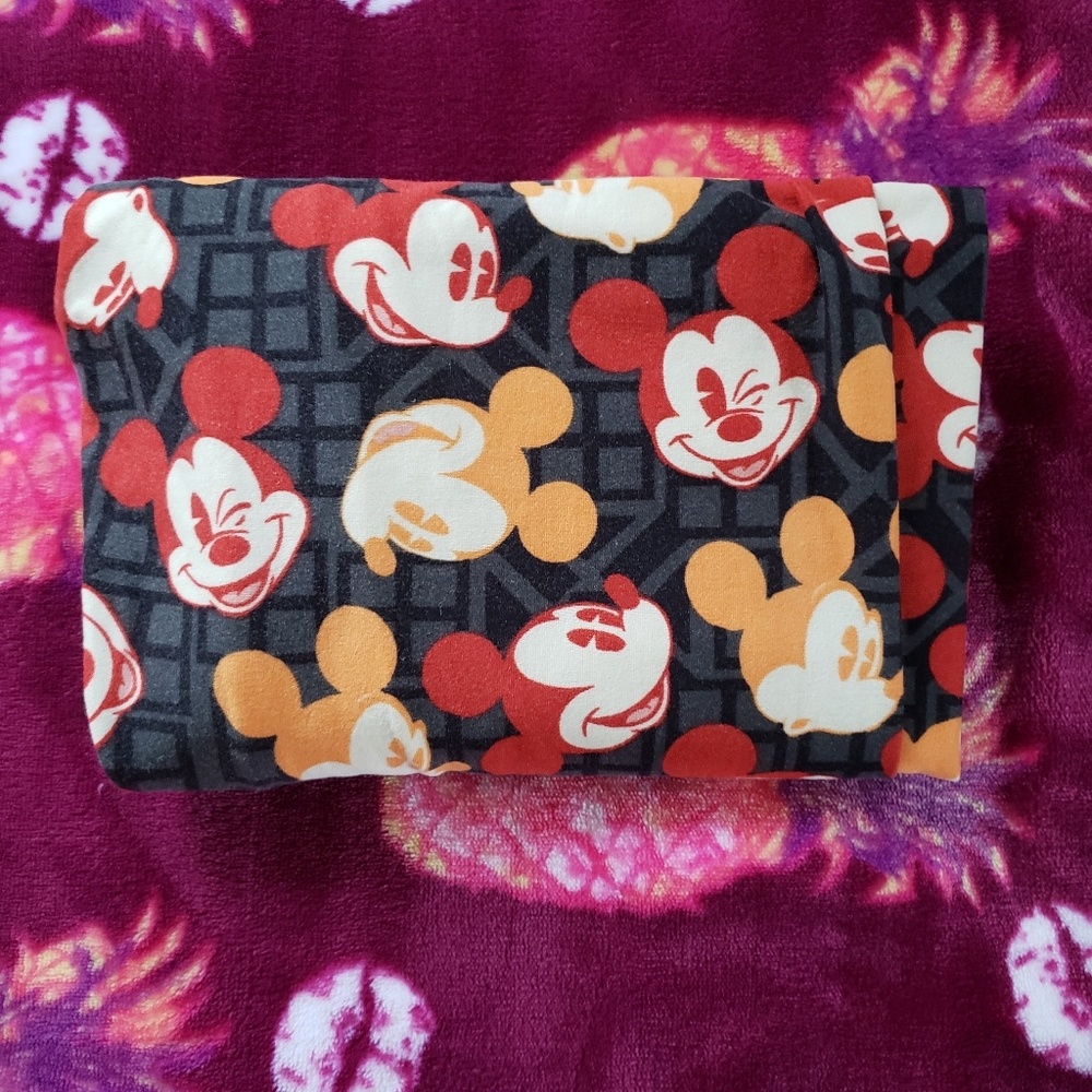 Lularoe Disney Leggings